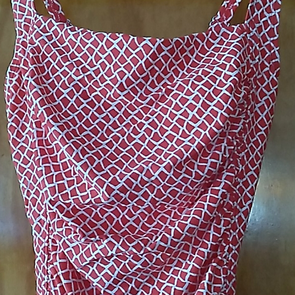 L.L.Bean UPF 50+ Hot Coral & White One Piece Suit - Picture 3 of 8